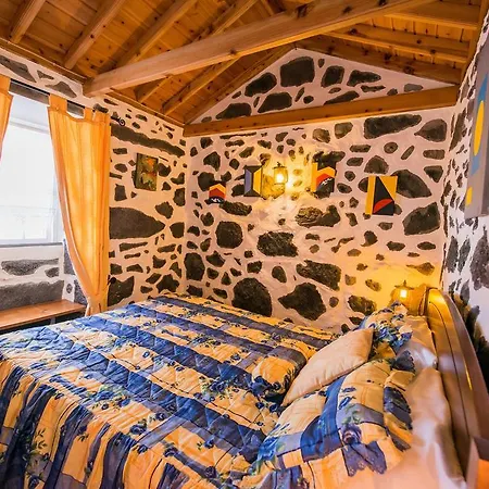 Adega Velha * Calheta de Nesquim