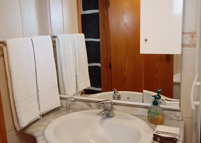 Adega Velha Calheta de Nesquim